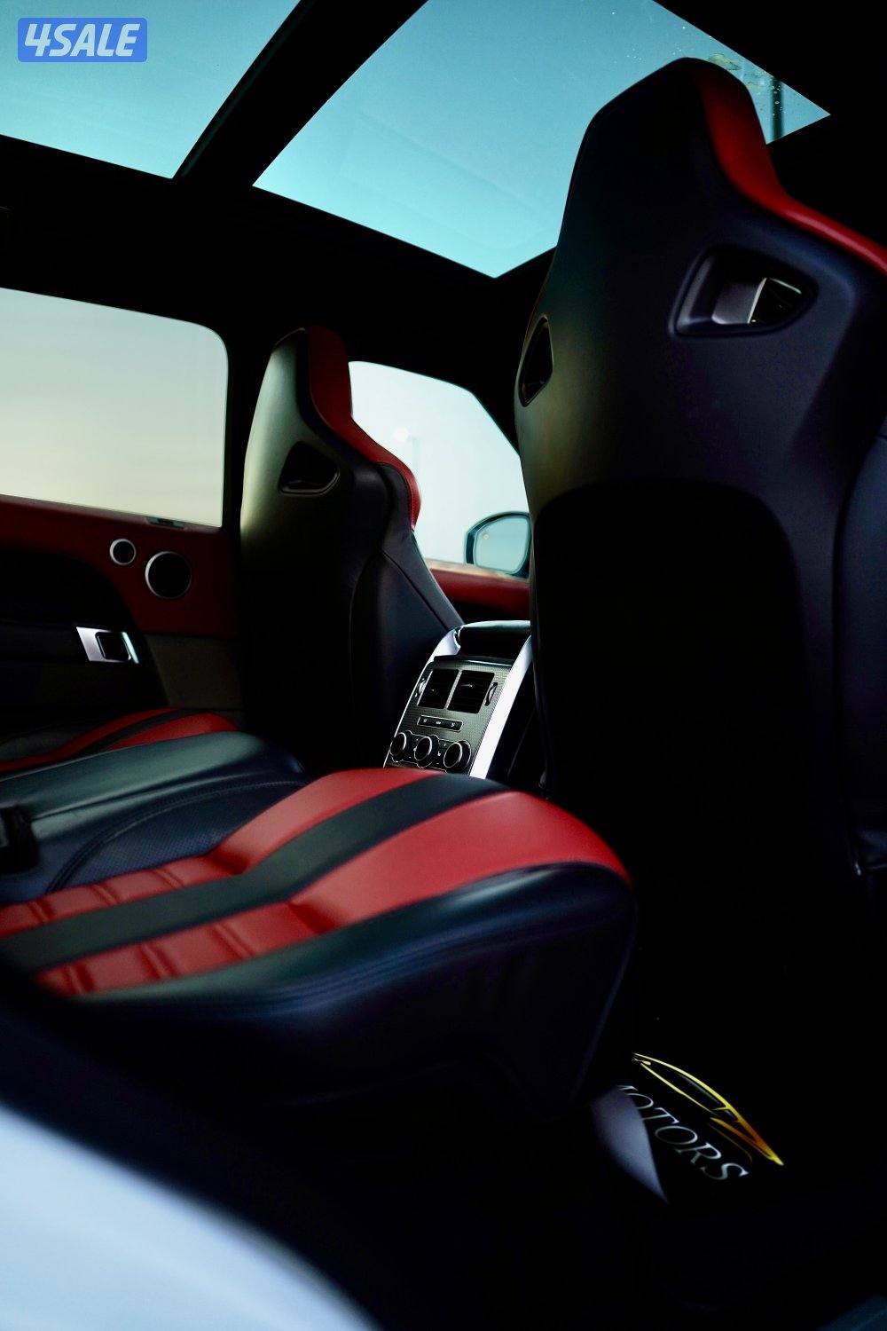 Range Rover Sport SVR15