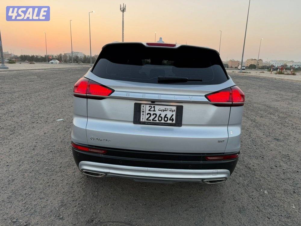 جيلي ازكارا 2022 فل اوبشن4