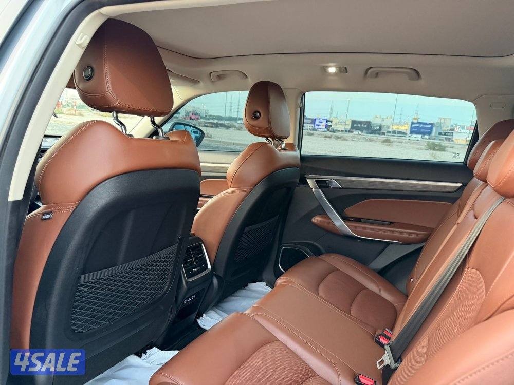 جيلي ازكارا 2022 فل اوبشن5