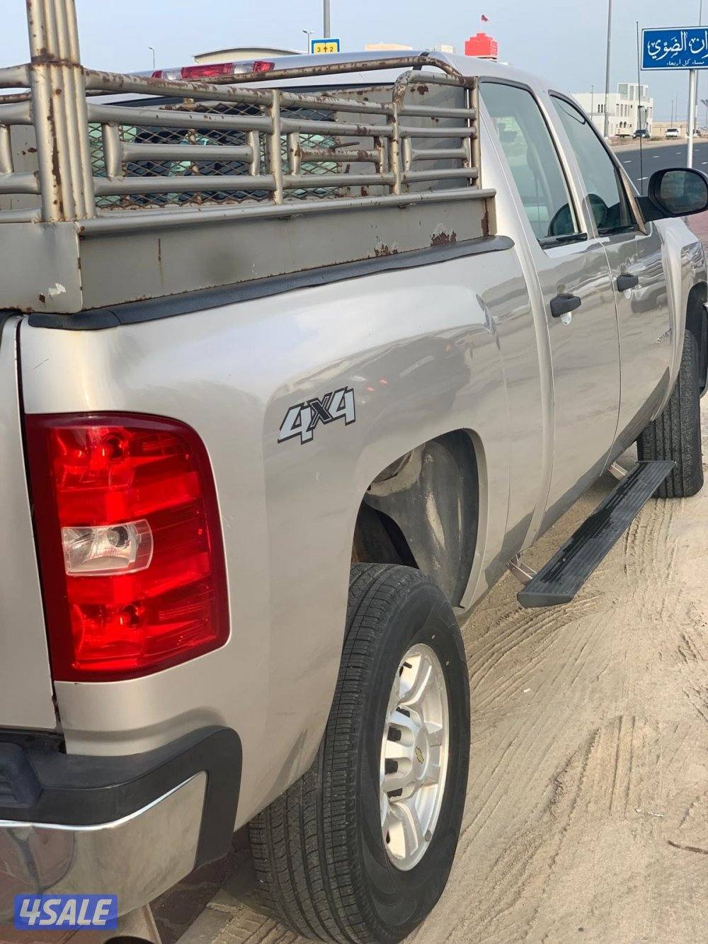 للبيع وانيت شفر سلفرادو HD25006