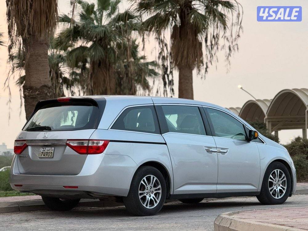 اوديسي ٢٠١٣ بحاله ممتازه6