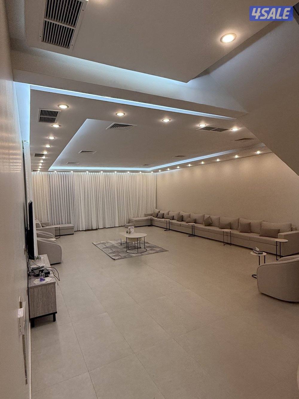 شاليه في مرحله الرابعه متوفر حق راس السنه0