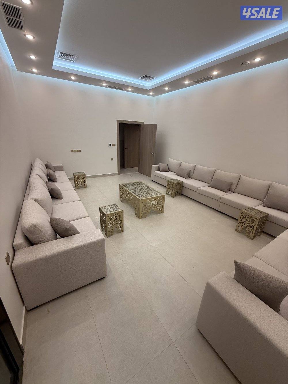 شاليه في مرحله الرابعه متوفر حق راس السنه2