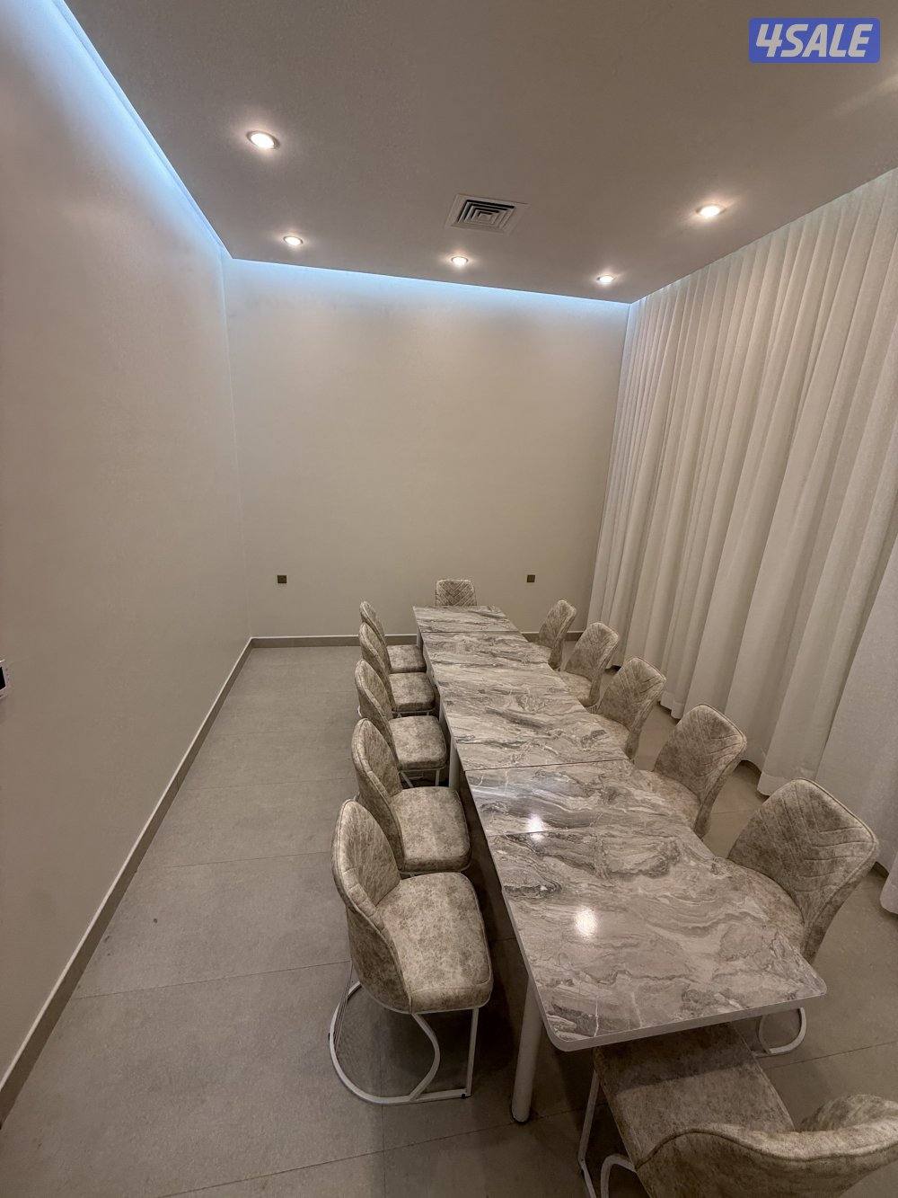 شاليه في مرحله الرابعه متوفر حق راس السنه4