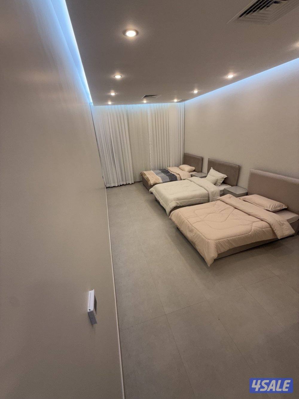 شاليه في مرحله الرابعه متوفر حق راس السنه6