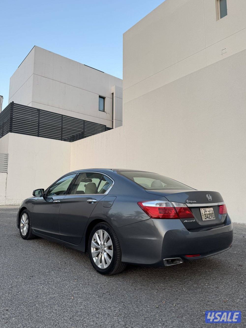 هوندا اكورد 2016 كامل المواصفات عداد 95 الف فقط2