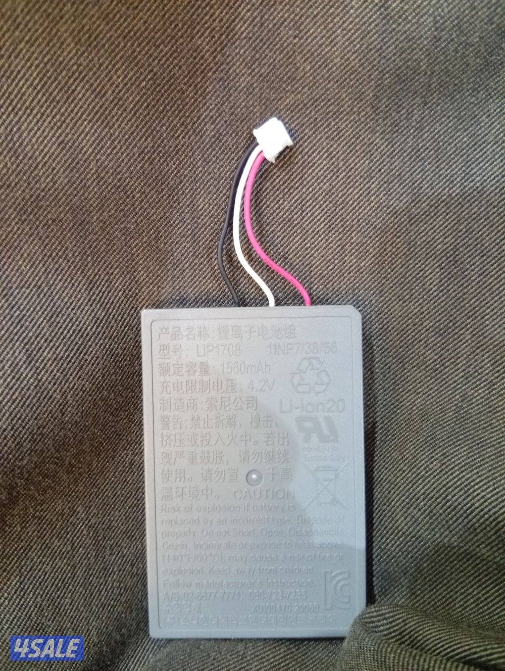 بطاريه يدة سوني جديده خاليه من اي كسور لا سمح الله بنص دينار0