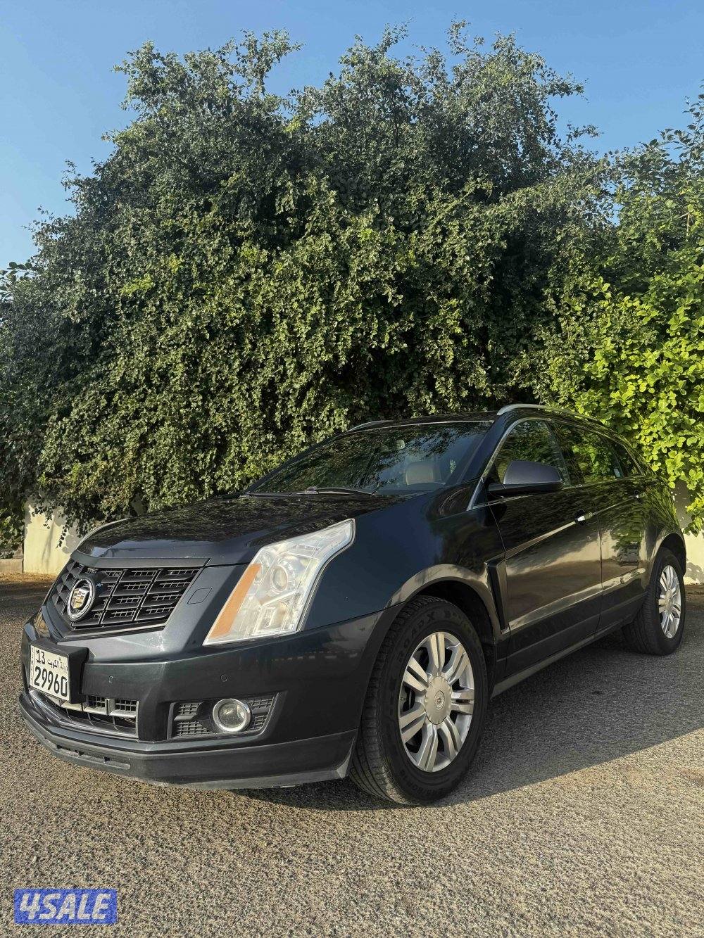 كاديلاك SRX فل اوبشن عداد 130 الف فقط1