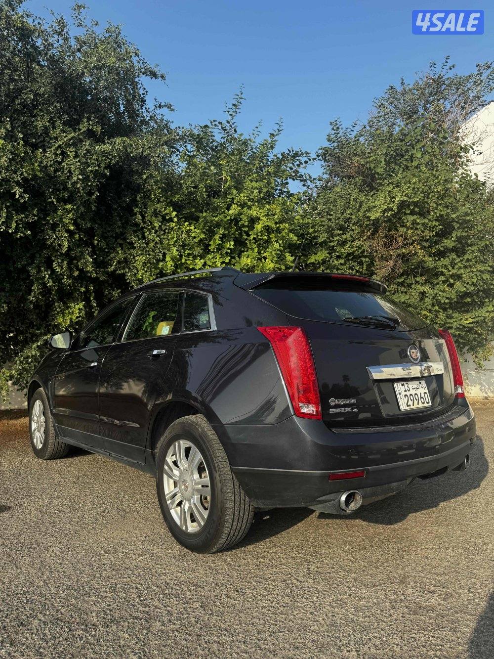 كاديلاك SRX فل اوبشن عداد 130 الف فقط2