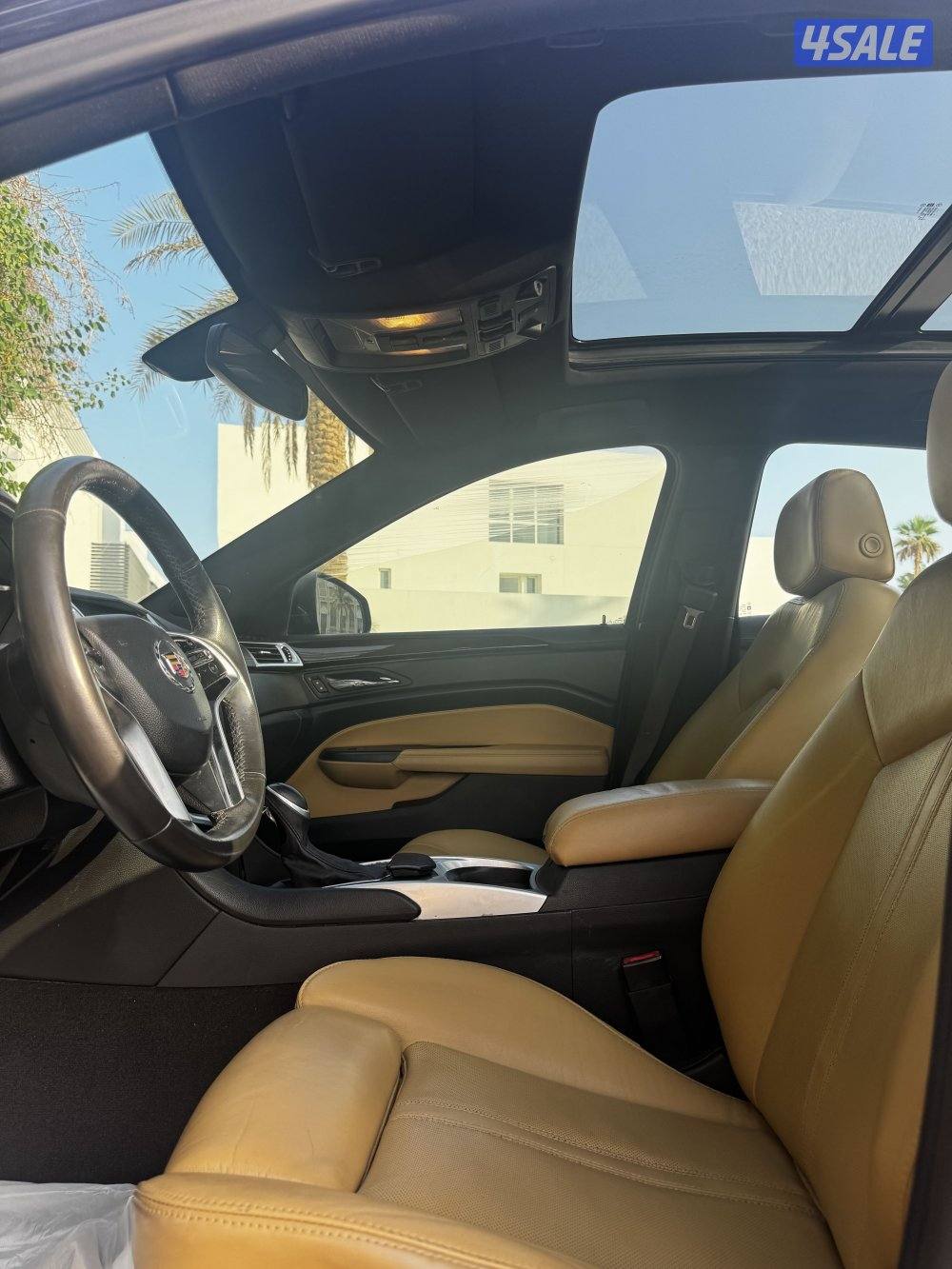 كاديلاك SRX فل اوبشن عداد 130 الف فقط7