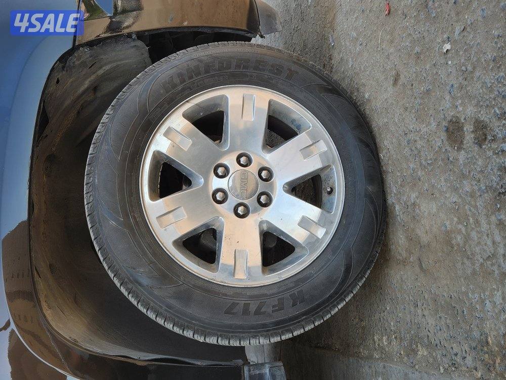 للبدل فقط رنقات أصليين مع توايرهم التفاصيل بالاعلان ....4