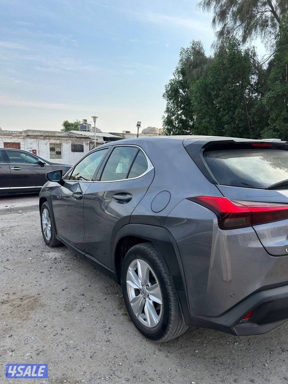 للبيع لكزس ux2004