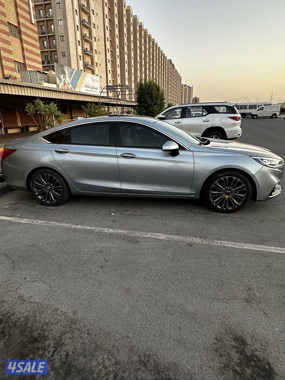 هونشي H5 موديل 2021 ماشه 69 الف كم شرط الفحص جير ماكينه شاصي4