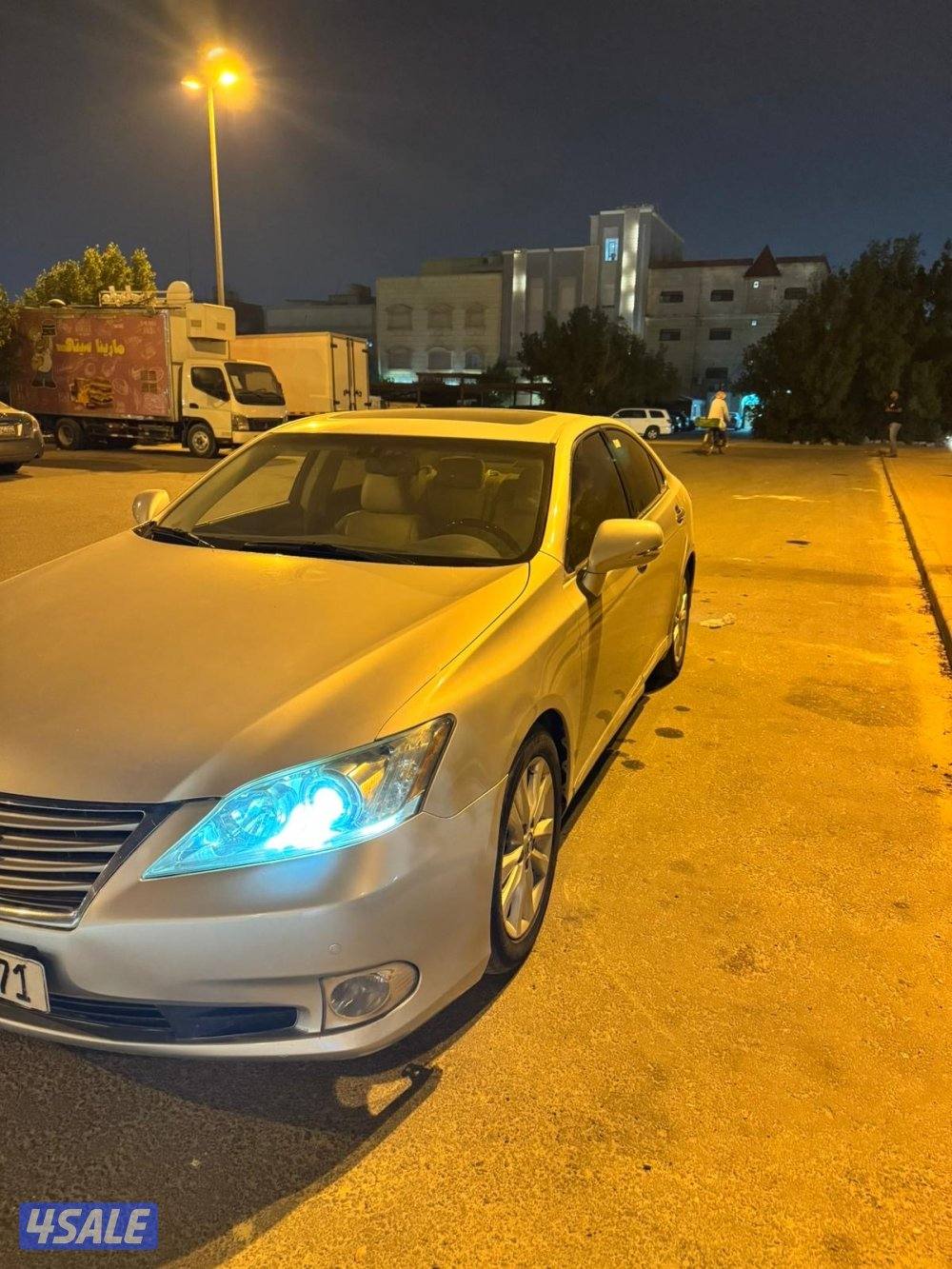 للبيع لكزس ES350موديل2011 شرط الفحص ماشي 1601