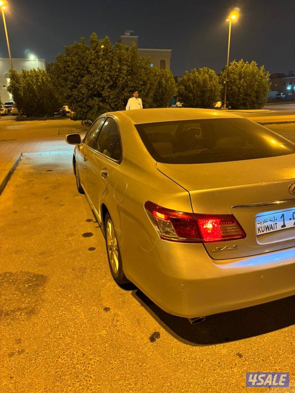 للبيع لكزس ES350موديل2011 شرط الفحص ماشي 1604