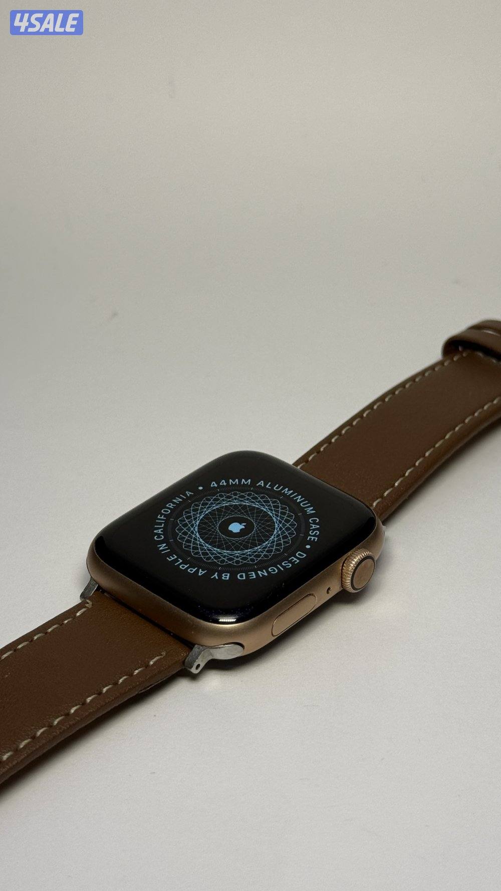 Apple watch series 4 44”0