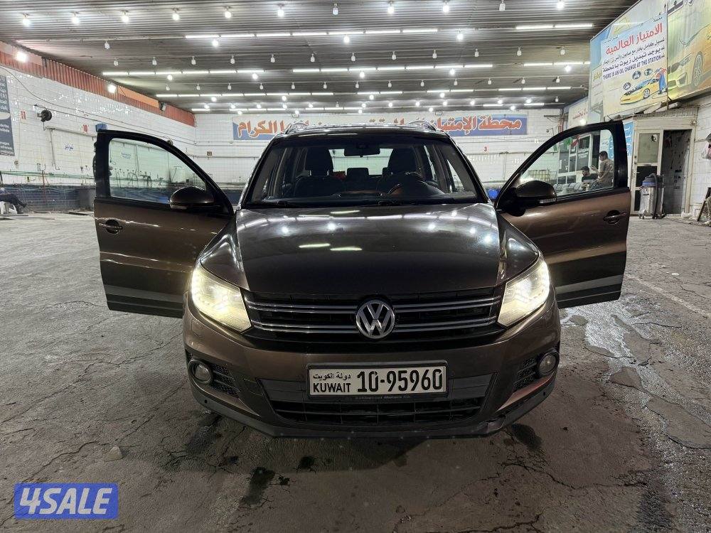 جيب فولكس واجن تيجوان 2012 الماكينة الصغيرة 4 سلندر شرط الفحص5