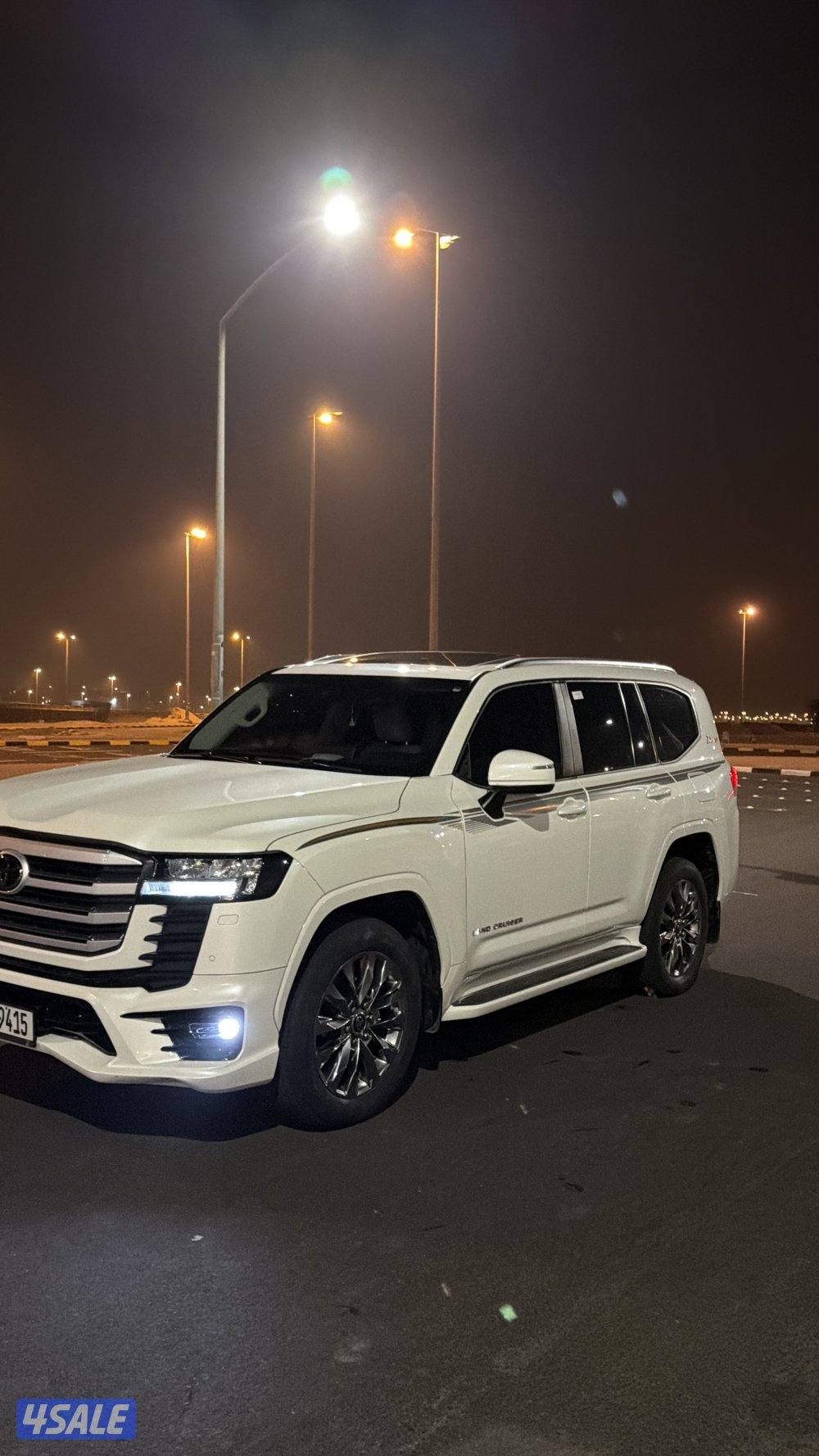 للبيع لاند كروزر موديل 2022 صبغ الوكاله4
