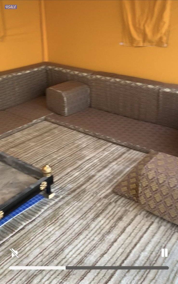 للبيع خيمه ٣+٥ مع اثاثها3