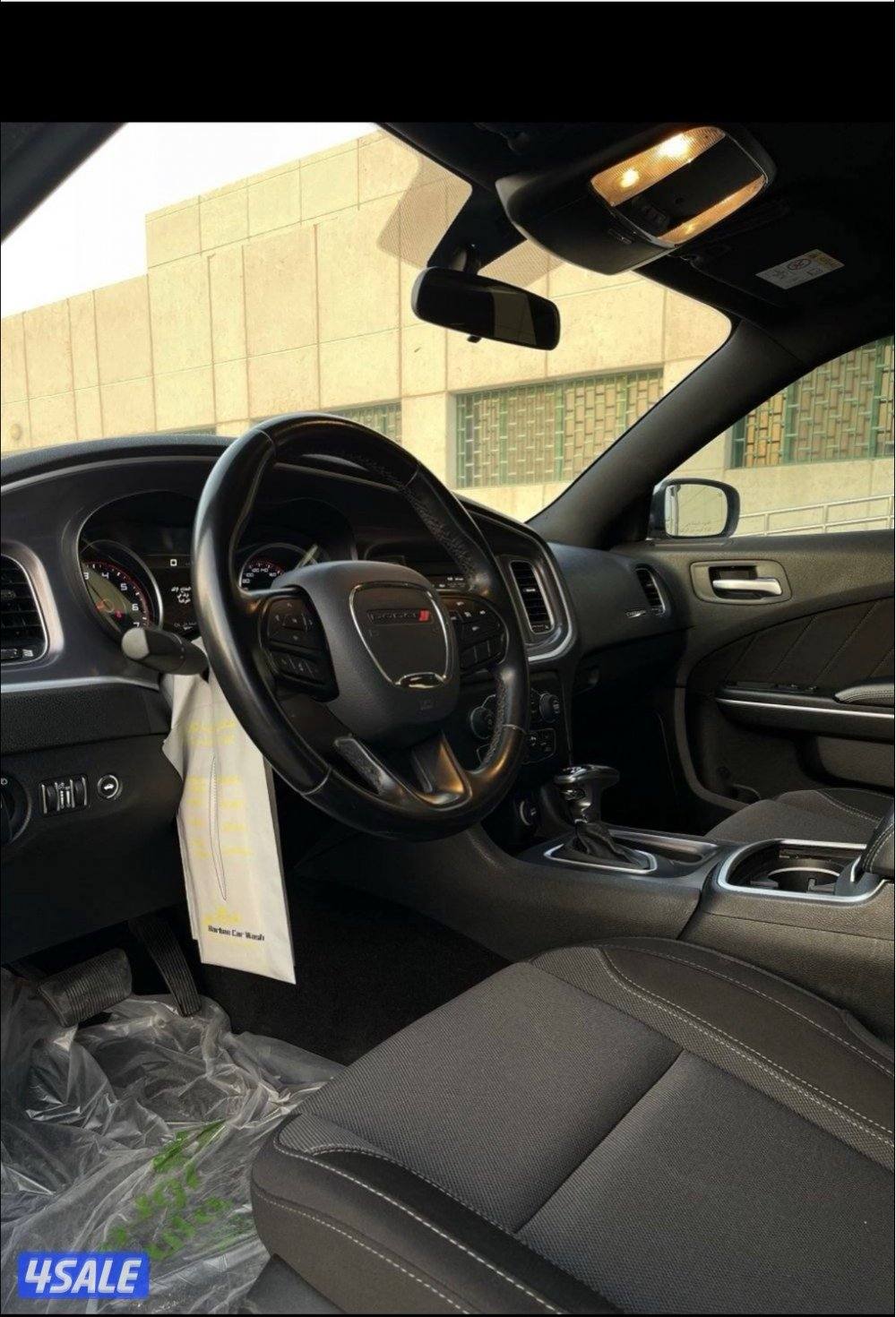 كامل المواصفات ماشي 220 شرط الفحص يوجد صبغ تجميل  3 قطع3