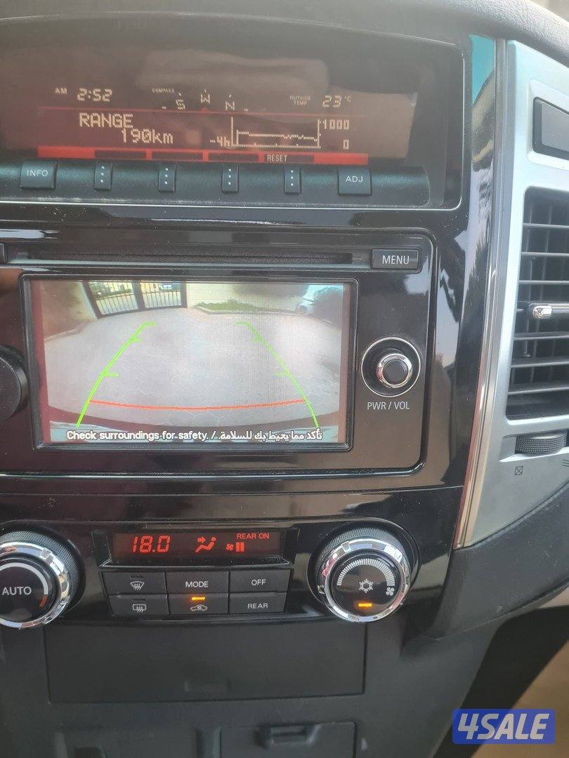 ميتسوبيشي باجيرو GLS صبغ الوكالة بالكامل الماكينة الكبيرة - فتحه وشاشة5