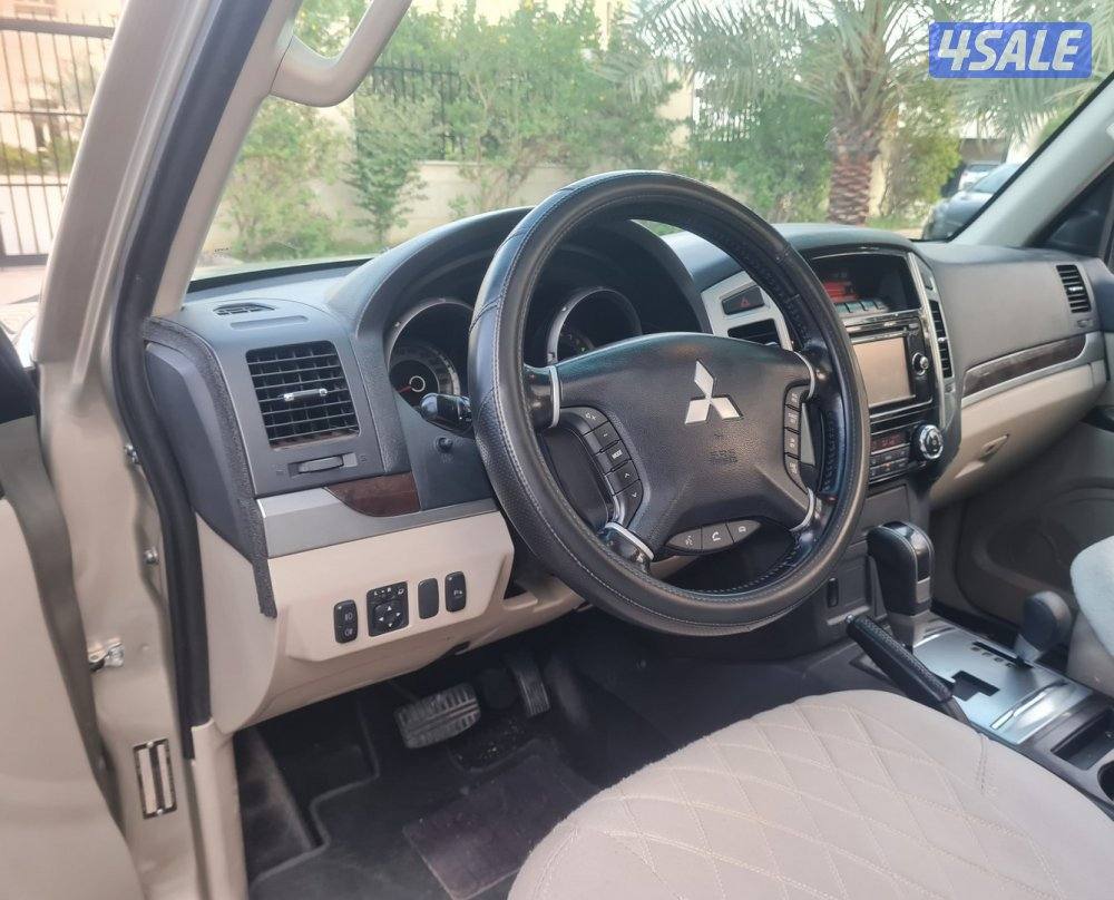 ميتسوبيشي باجيرو GLS صبغ الوكالة بالكامل الماكينة الكبيرة - فتحه وشاشة11