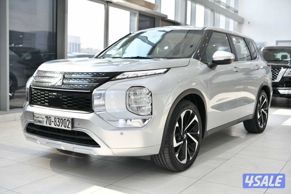 ميتسوبيشي اوتلاندر0
