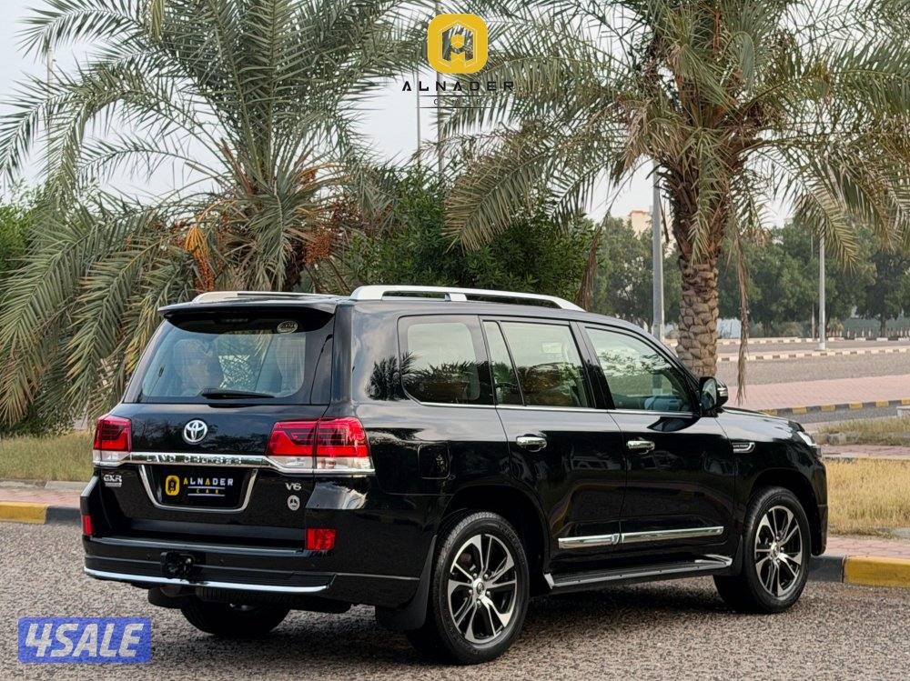 للبيع لاندكروزر GX-R V6 GRAND TOURING Signature موديل 2021 وارد الساير3