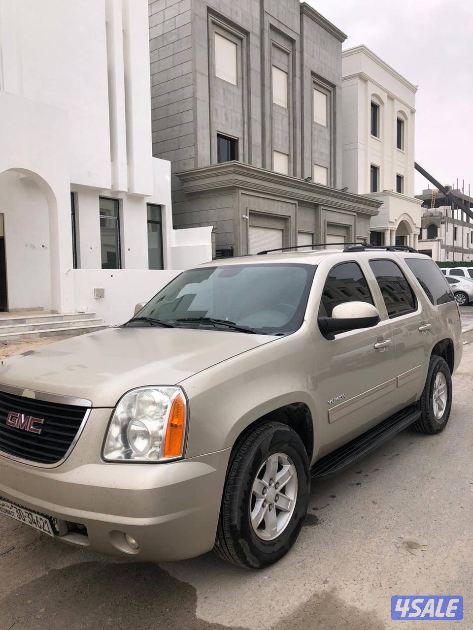 يوكن 2013 المالك الاول صبغ الوكاله بحاله ممتازه3