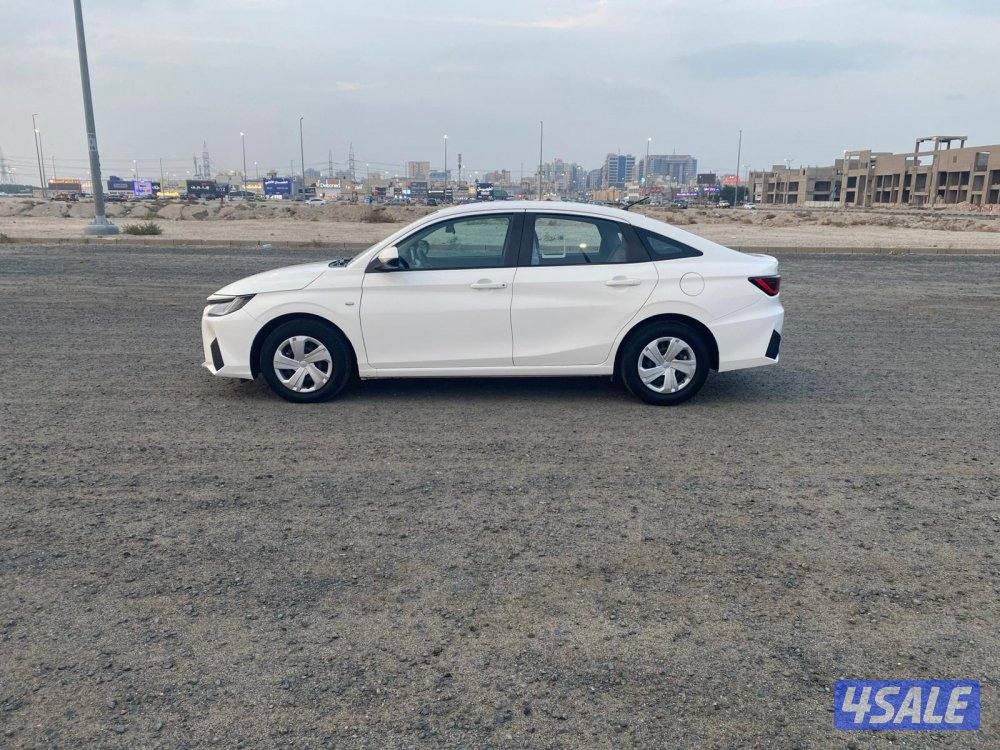 2023تويوتا يارس2