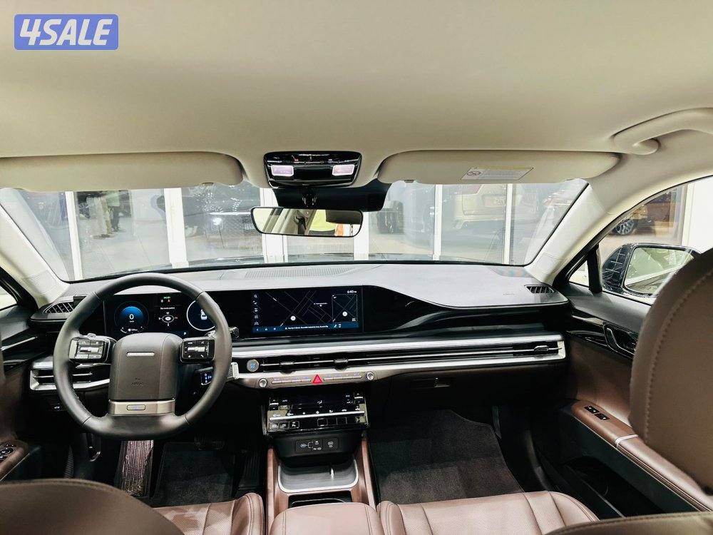 للبيع هيونداي ازيرا 6 سلندر موديل 20257