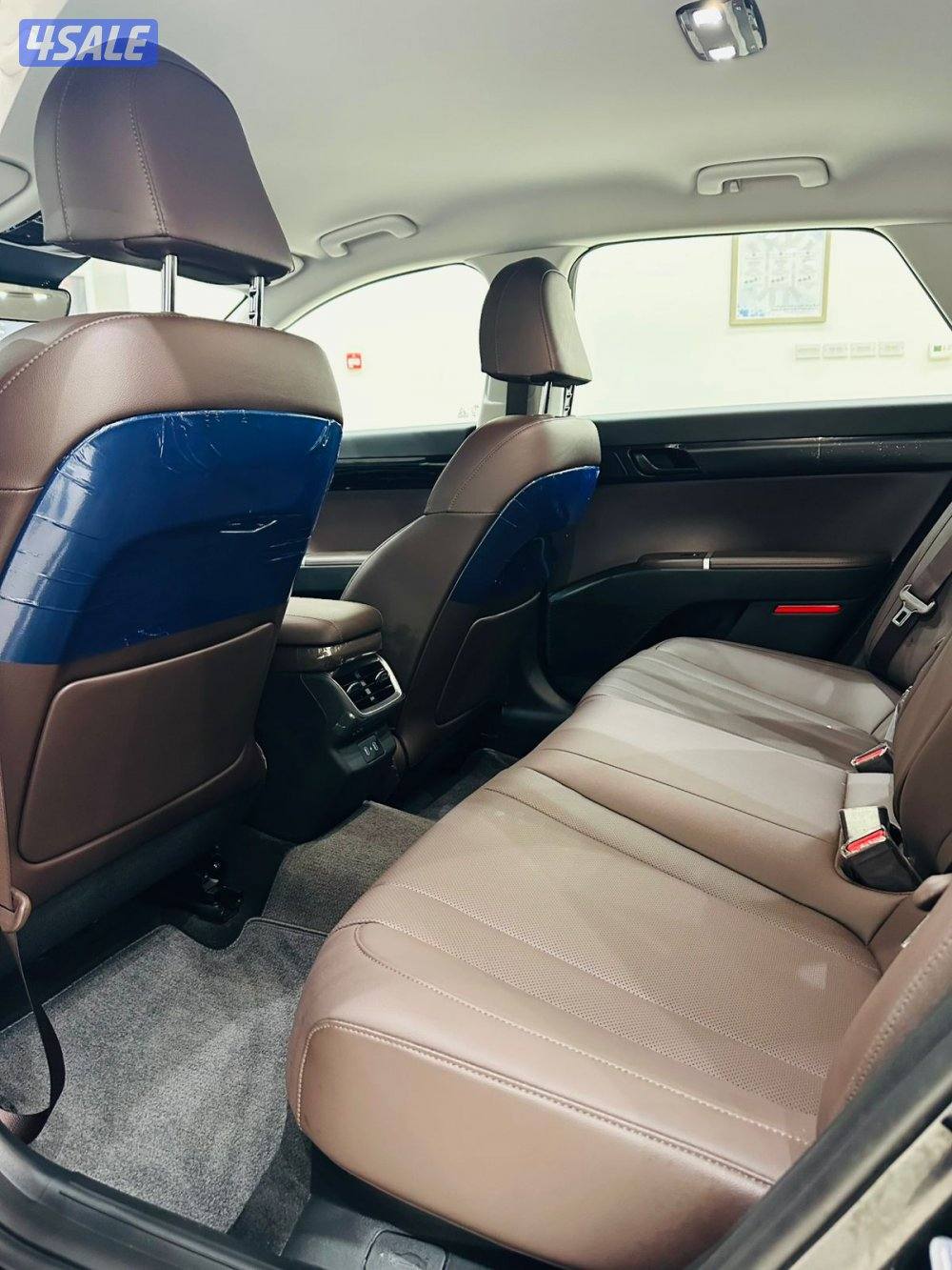 للبيع هيونداي ازيرا 6 سلندر موديل 20256