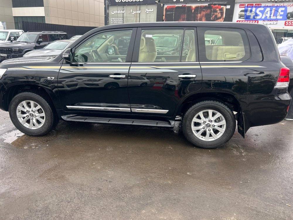 تويوتا لاندكروزر 5.7 VX.R -V8
موديل 20183