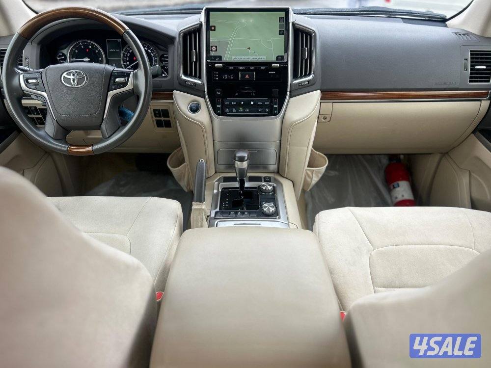 تويوتا لاندكروزر 5.7 VX.R -V8
موديل 20186