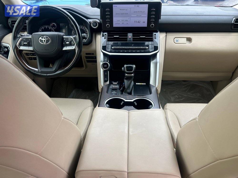 لاند كروزر GX.R AERO-V6
موديل 2022
ماشى 133.000 k.m
وارد الساير.5