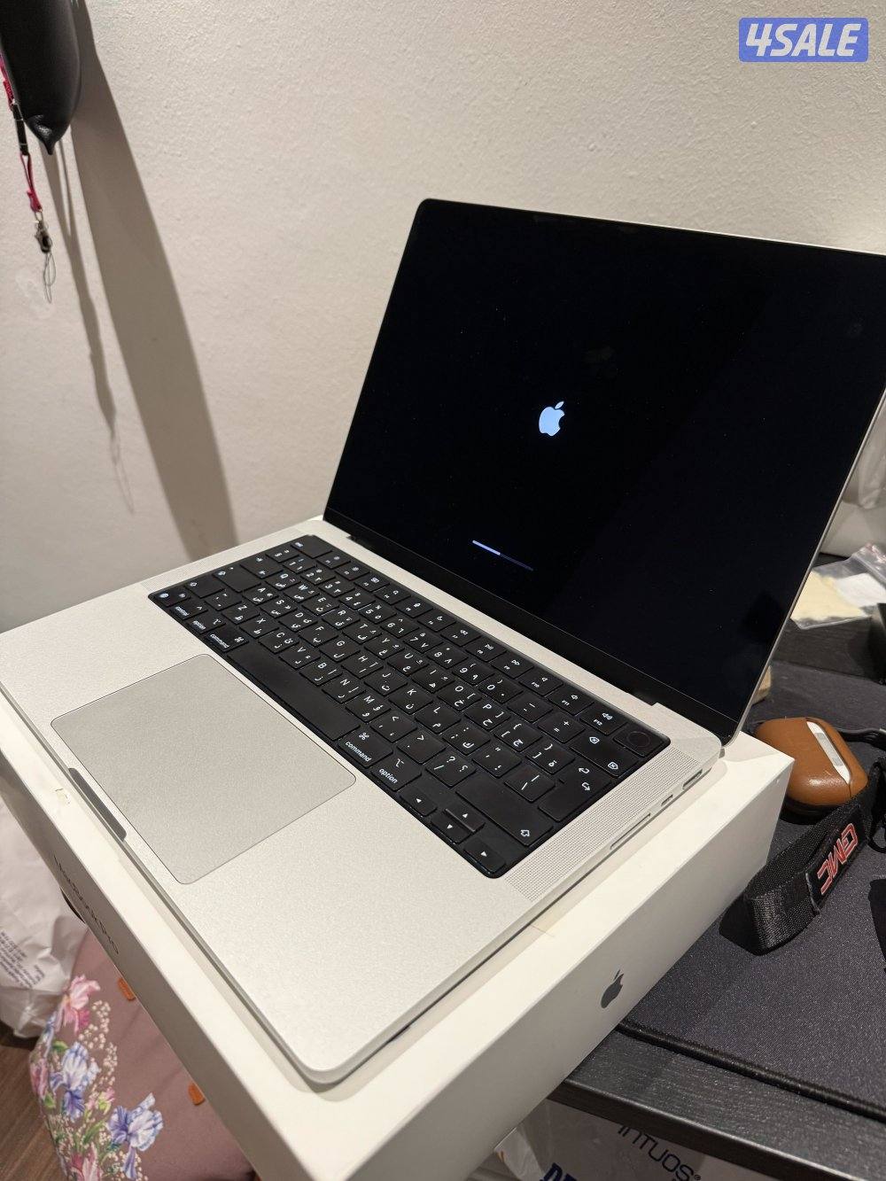 Macbook M1 Pro 16GB RAM  512GB SSD4