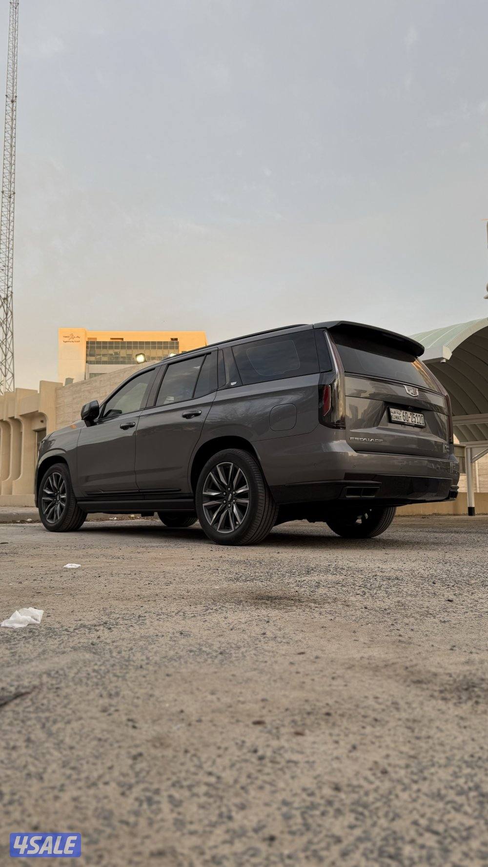 للبيع كاديلاك اسكاليد سبورت5