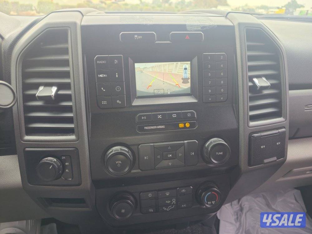 FORD F-250 long chaise 4x4 2020 model 85,000 km.9