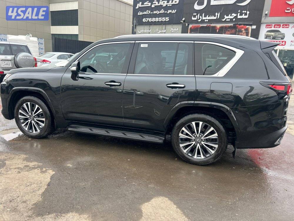 لكزس LX600 درجة اولى
twinturbo .V6
موديل 20232