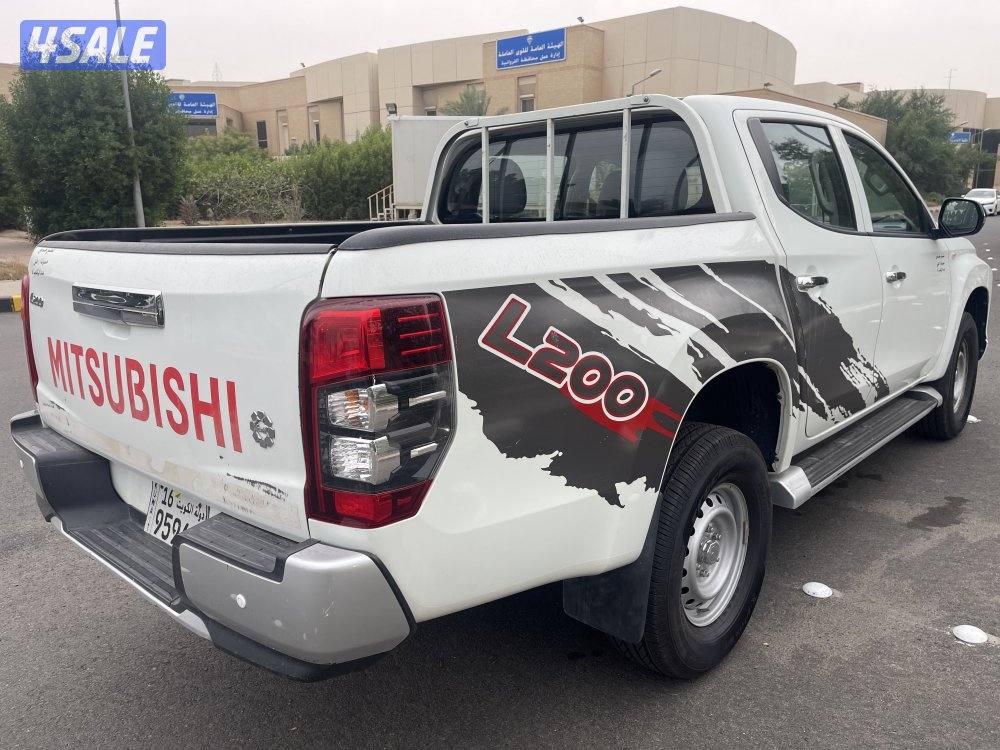 للبيع وانيت ميتسوبيشي3