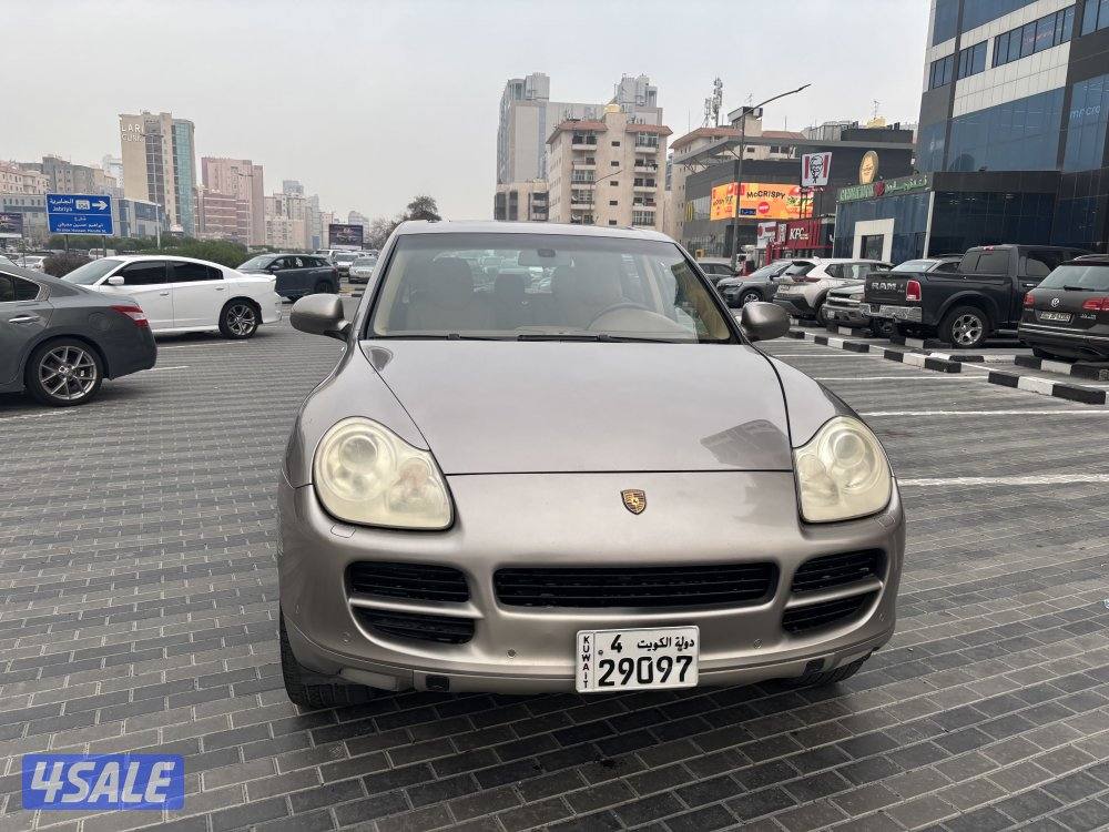 للبيع جيب بورش كاينن Sموديل 2006 صبخ وكاله سرفس وكاله عداد80 الف0