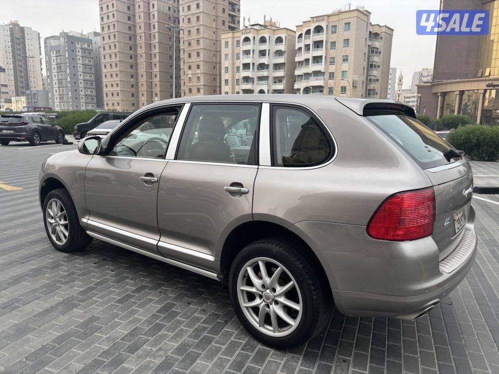 للبيع جيب بورش كاينن Sموديل 2006 صبخ وكاله سرفس وكاله عداد80 الف11