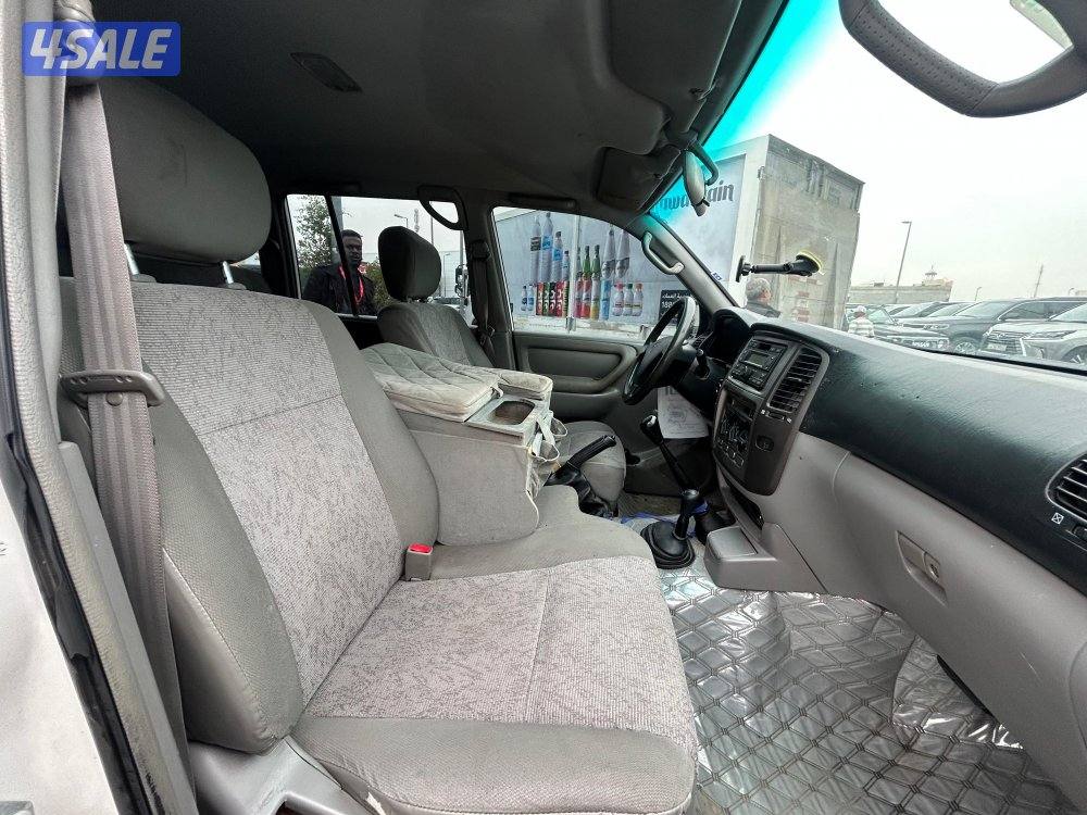 لاند كروزر G-V6
موديل 2007
ماشى 403.000 k.m 
وارد الخليج.صبغ وكالة5