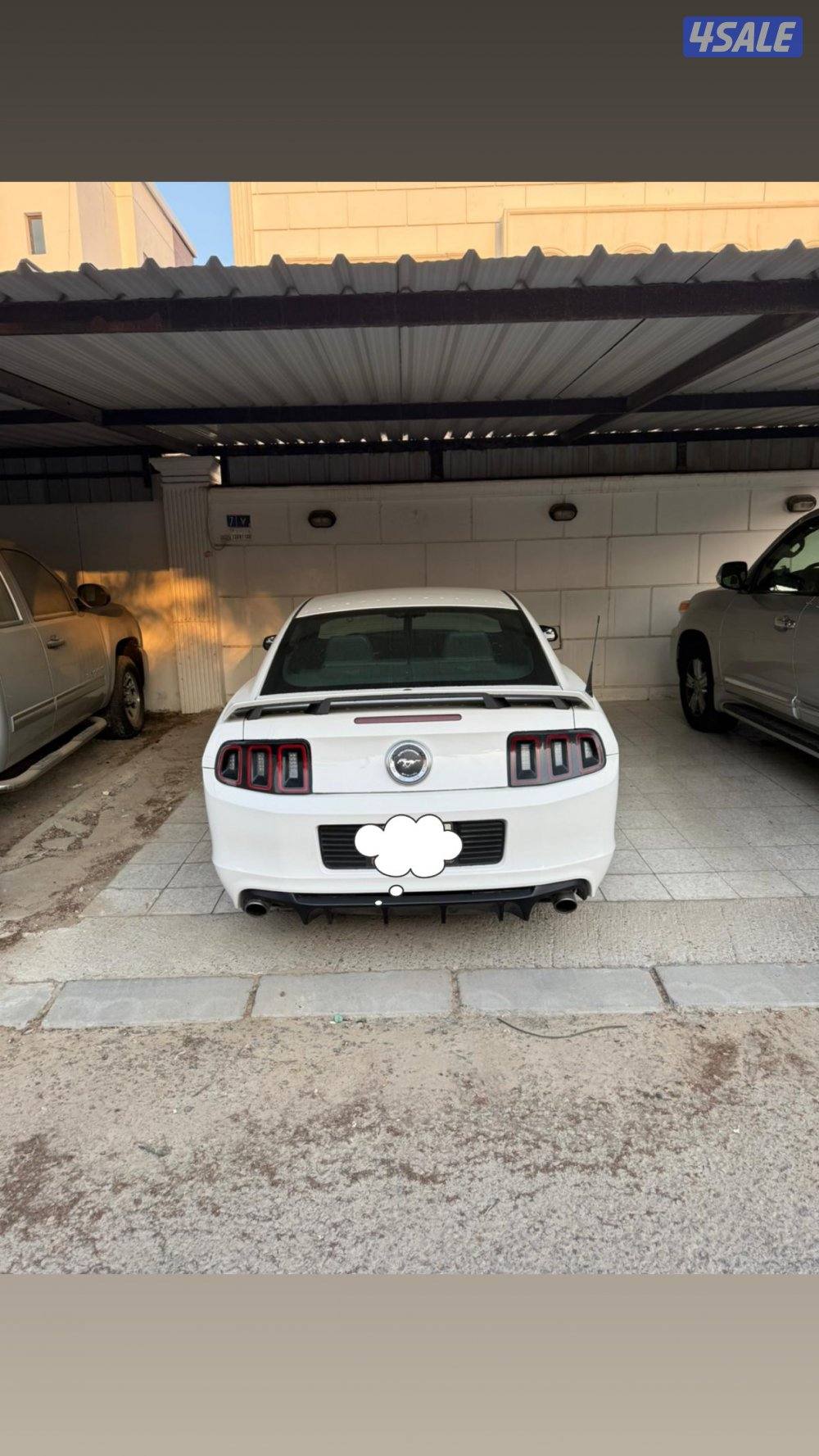 للبيع فورد موستنج 20121