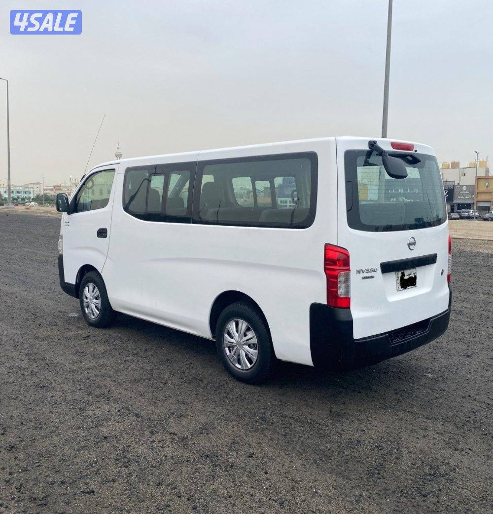 باص نيسان20153