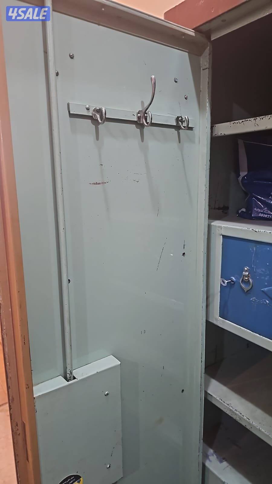 بيع اثاث مستعمل كبت قديم انتيك بحاله نادره معه مفاتيحه2