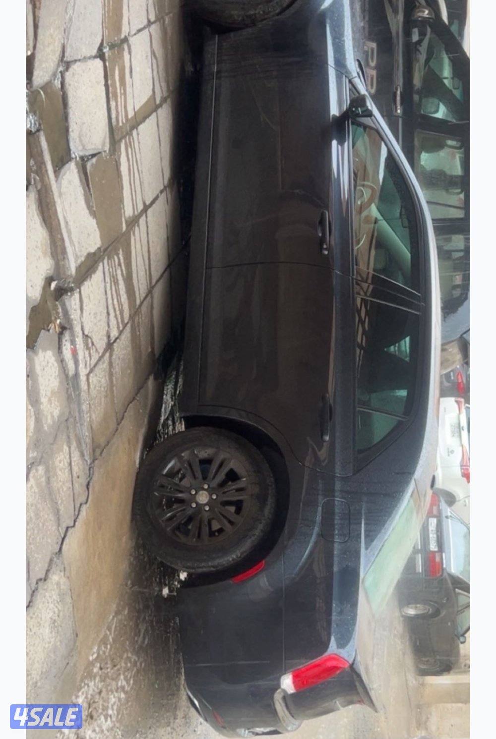 كرايسلر ماشيه ١١٠ مديل ٢٠١٨ 8 سلندر مكينه 5.7 سقف بنوراما0