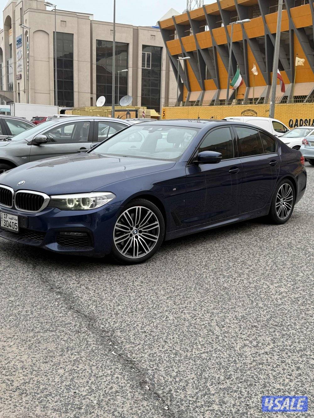 تحت كفالة الوكاله وصبغ الوكاله وبحالة وكاله Bmw530 موديل 20201