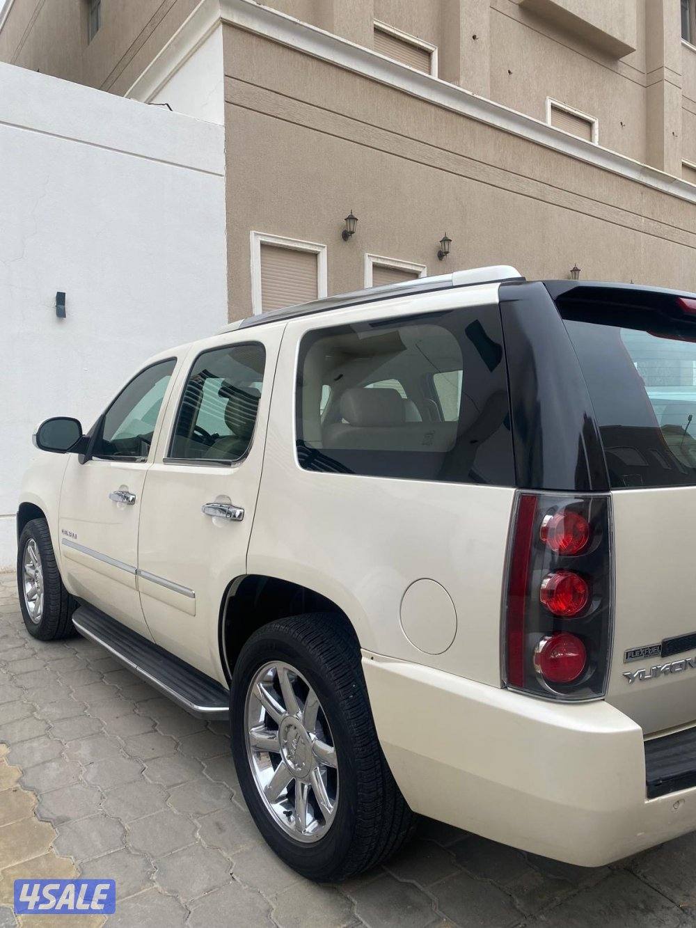 الله يبارك للي ياخذه موتر نظيف denali2010 صدفي6