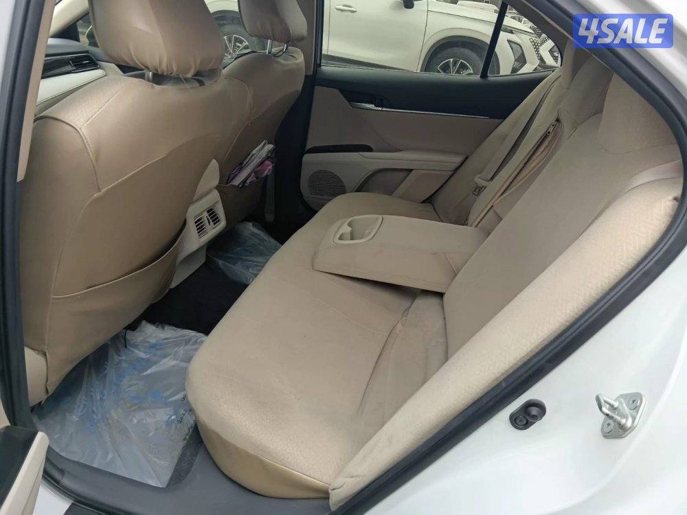 كامري GLE موديل 2020 ماشي 121 الف كم صبغ الوكالة ماعدا قطعة شرط الفحص7